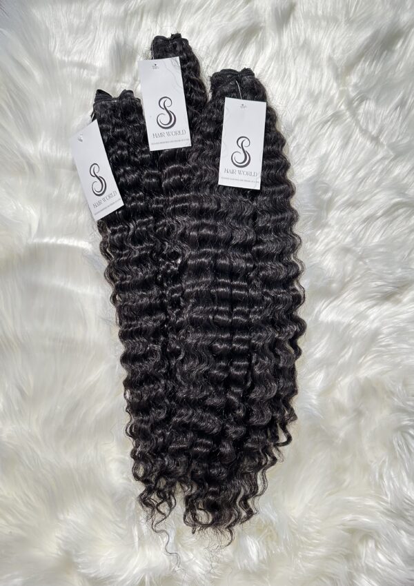 THREE LUZ RAW HAIR BUNDLES